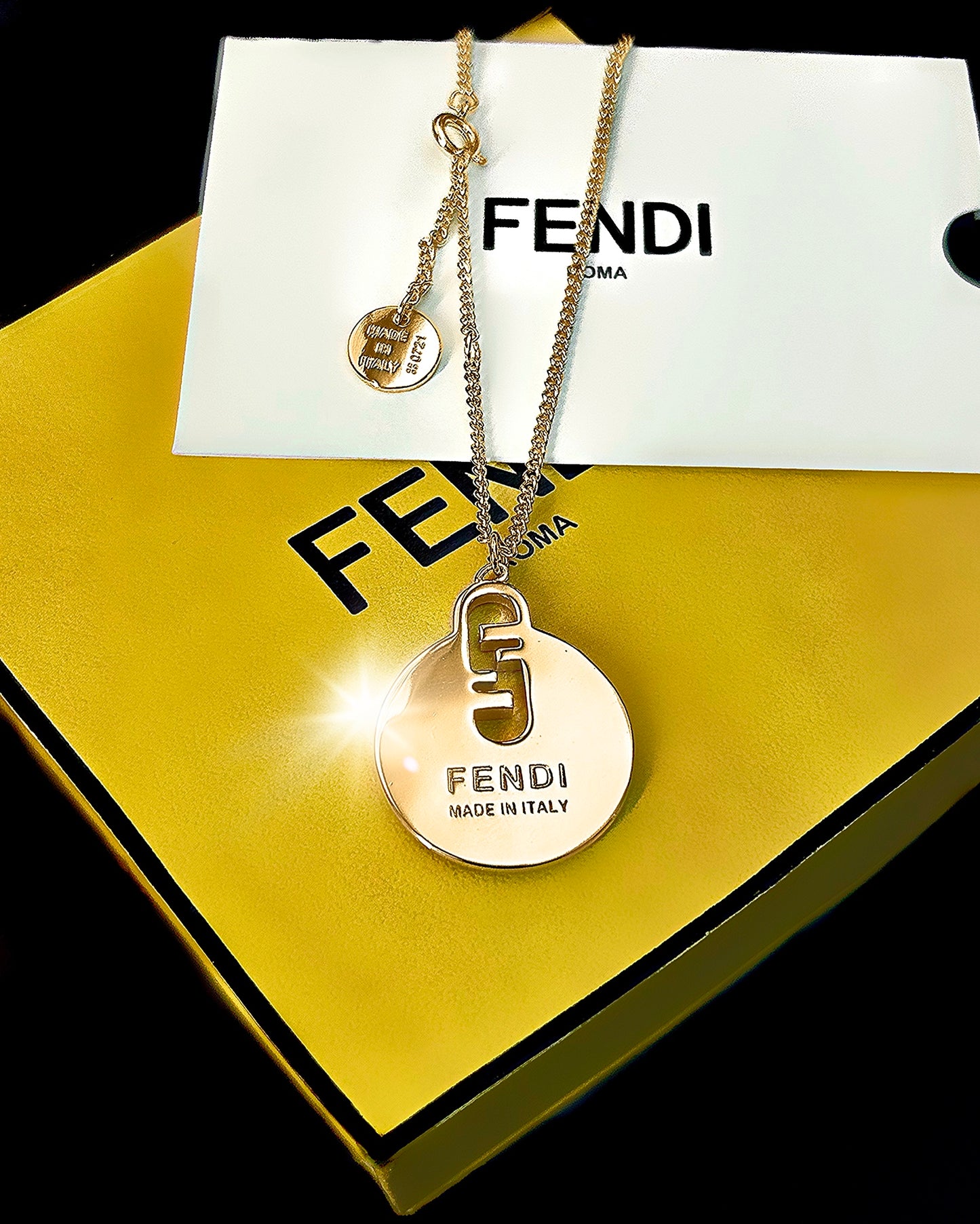 Gold Pendant Necklace