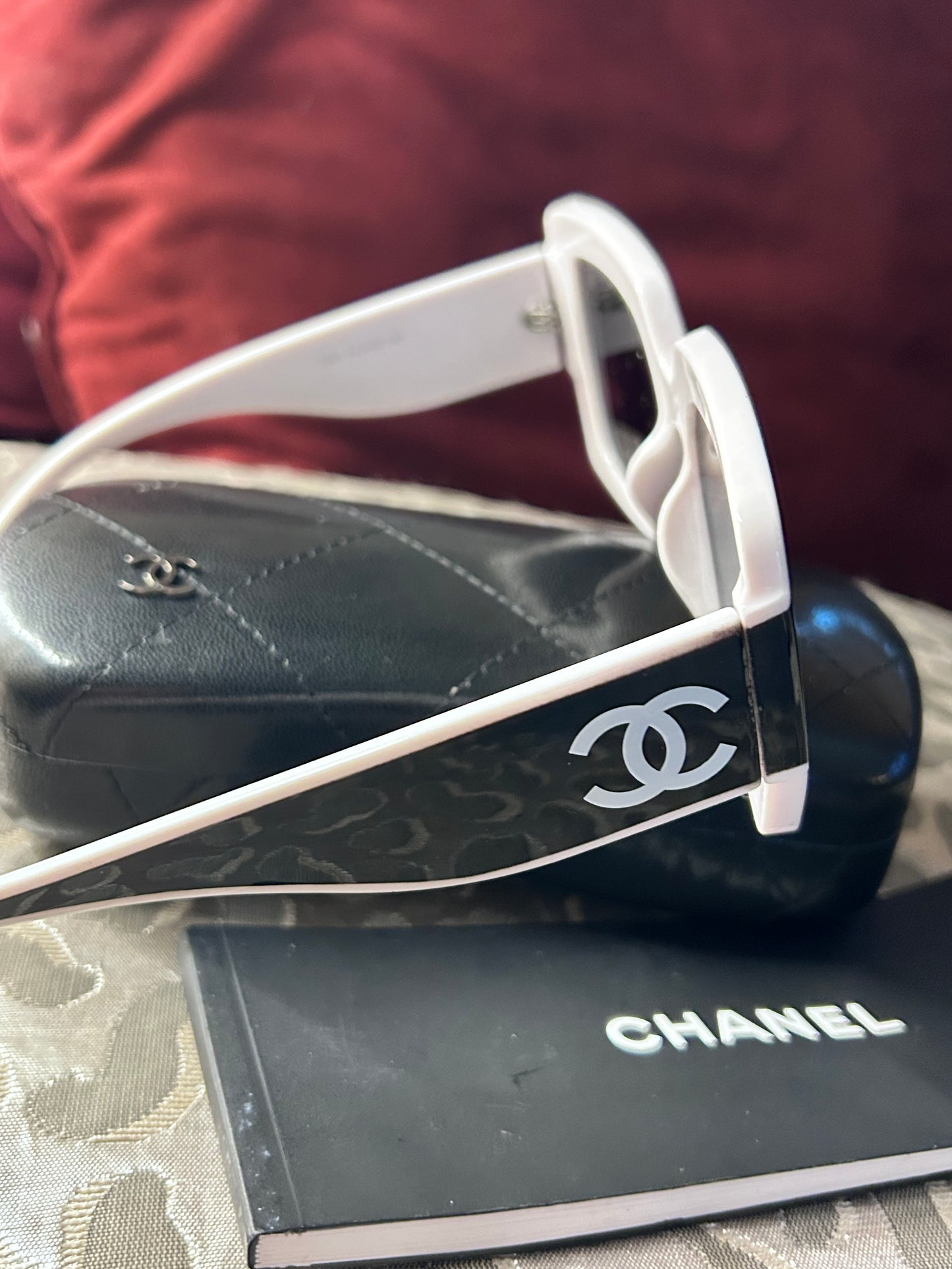 Black and White Cat Eye Sunglasses