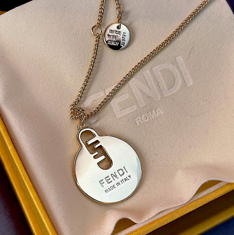 Gold Pendant Necklace