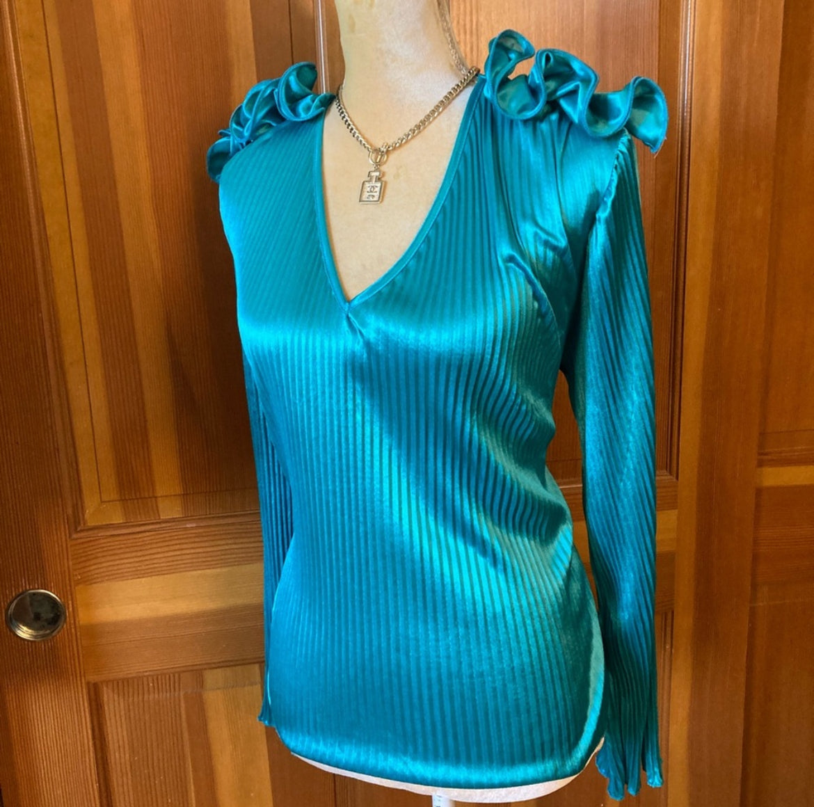 Gorgeous Teal Long Sleeved Women’s Blouse.