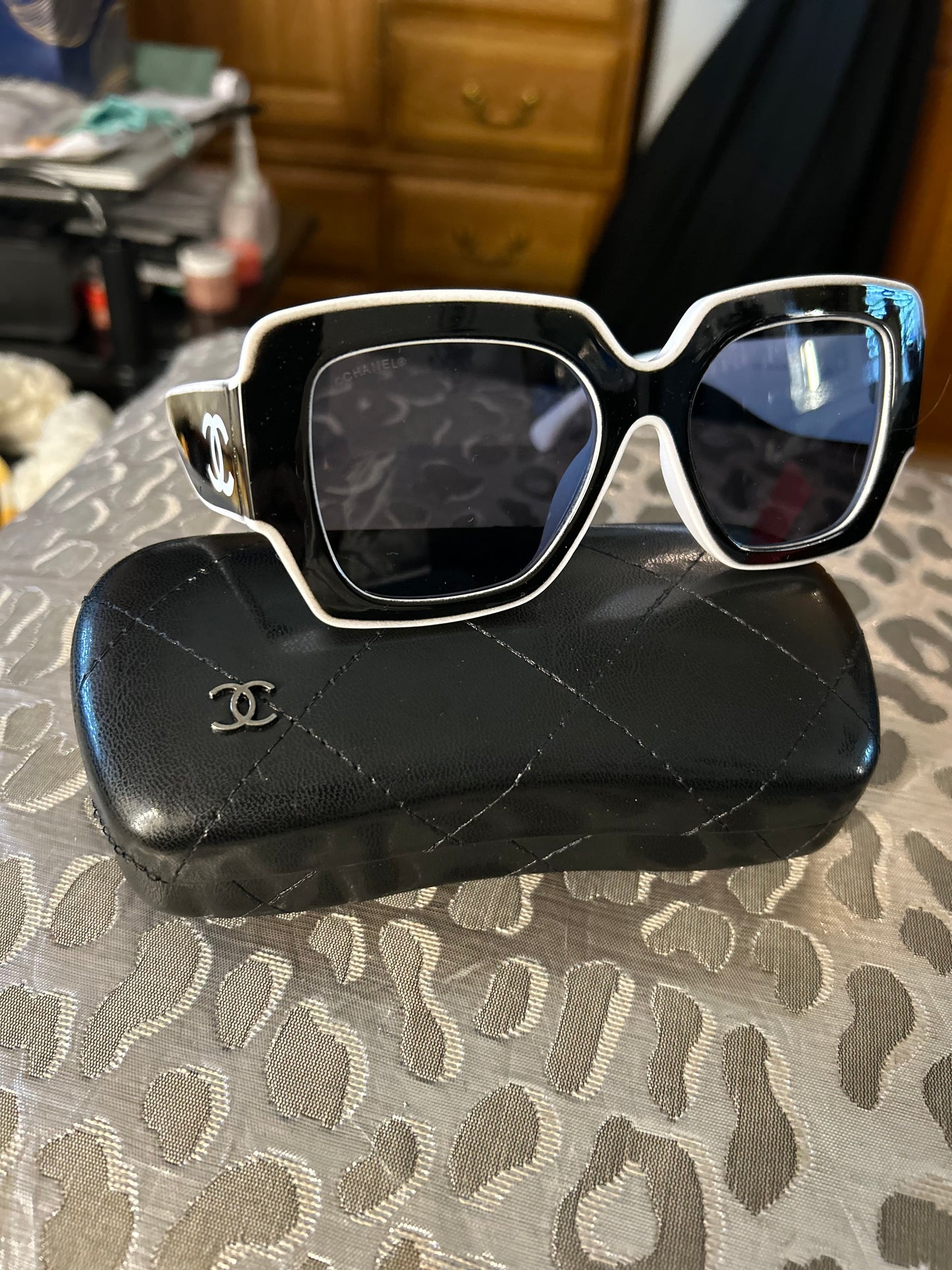 Black and White Cat Eye Sunglasses