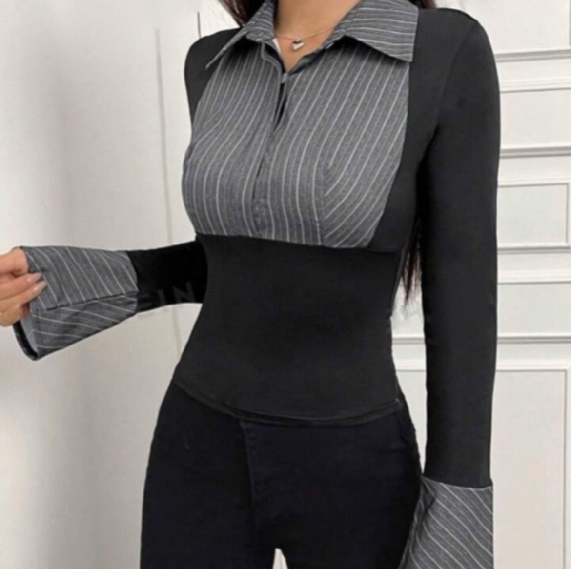 Artdeco Cuffed Sleeve Pinstriped Blouse