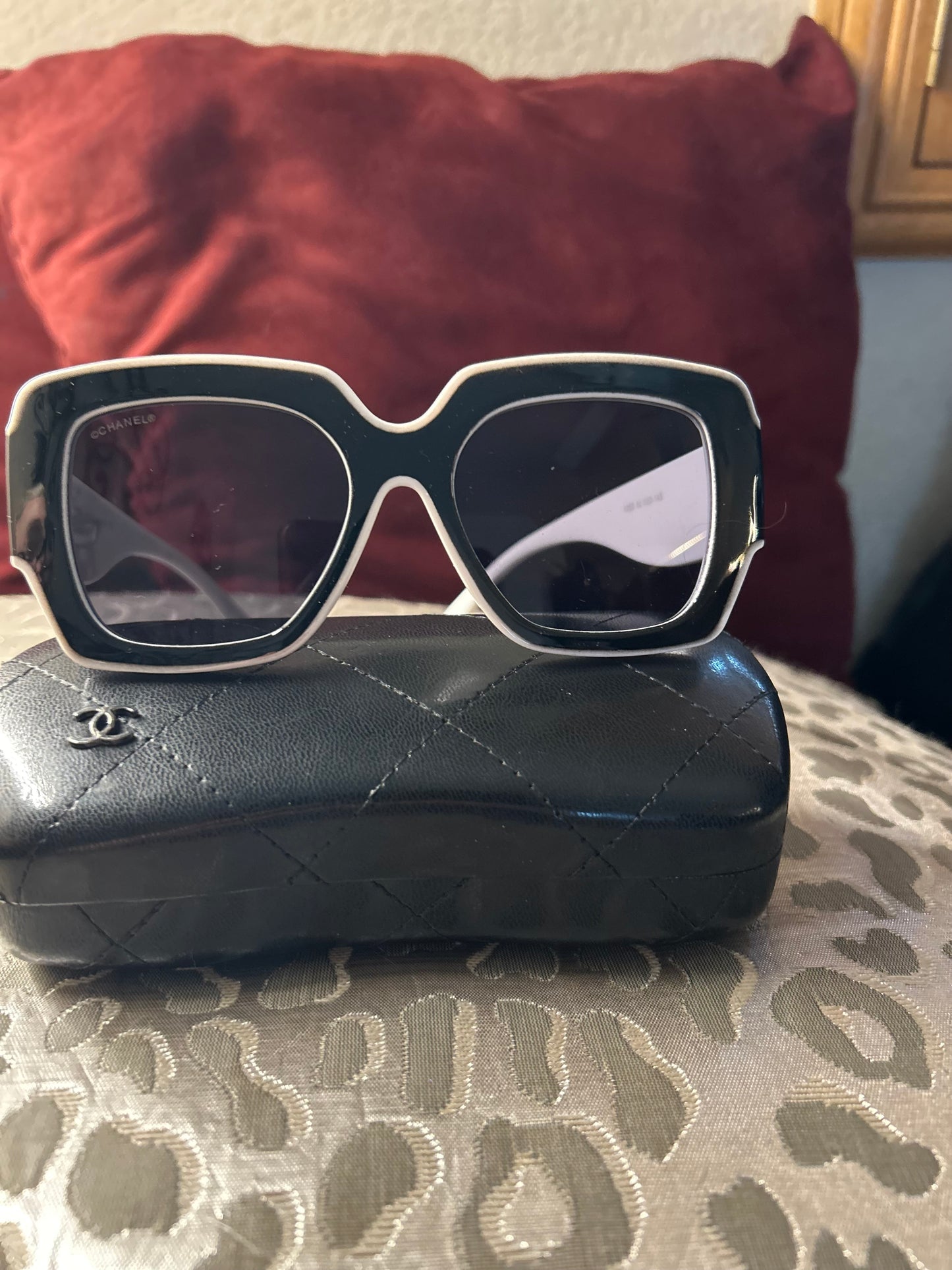 Black and White Cat Eye Sunglasses