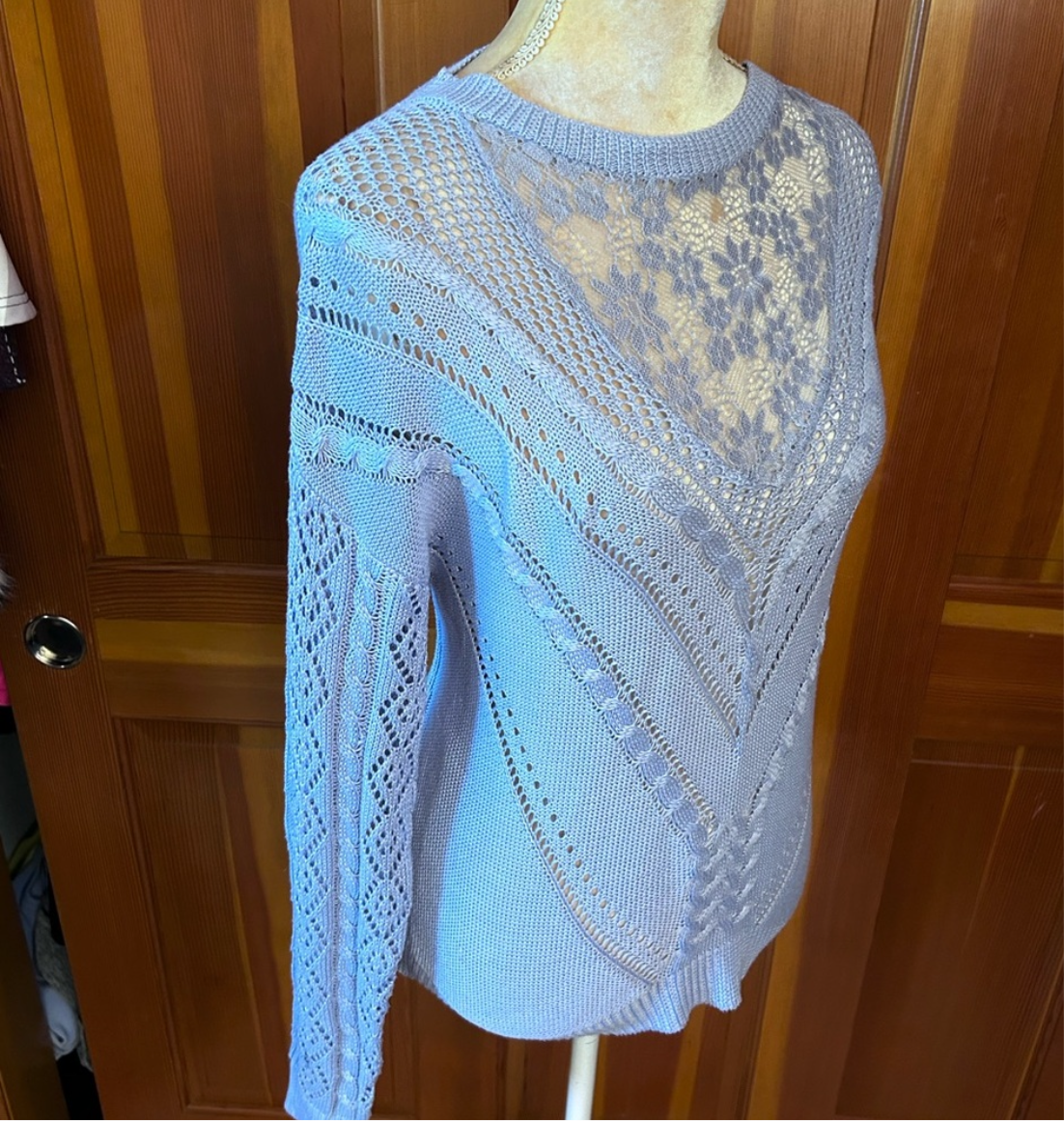 Dusty Lavender Ribbed Knit Women’s sweater.