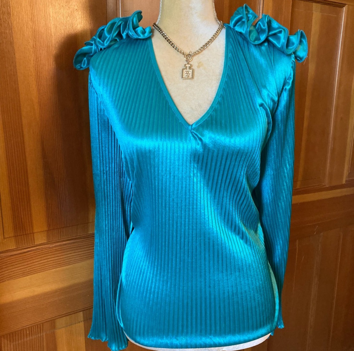 Gorgeous Teal Long Sleeved Women’s Blouse.