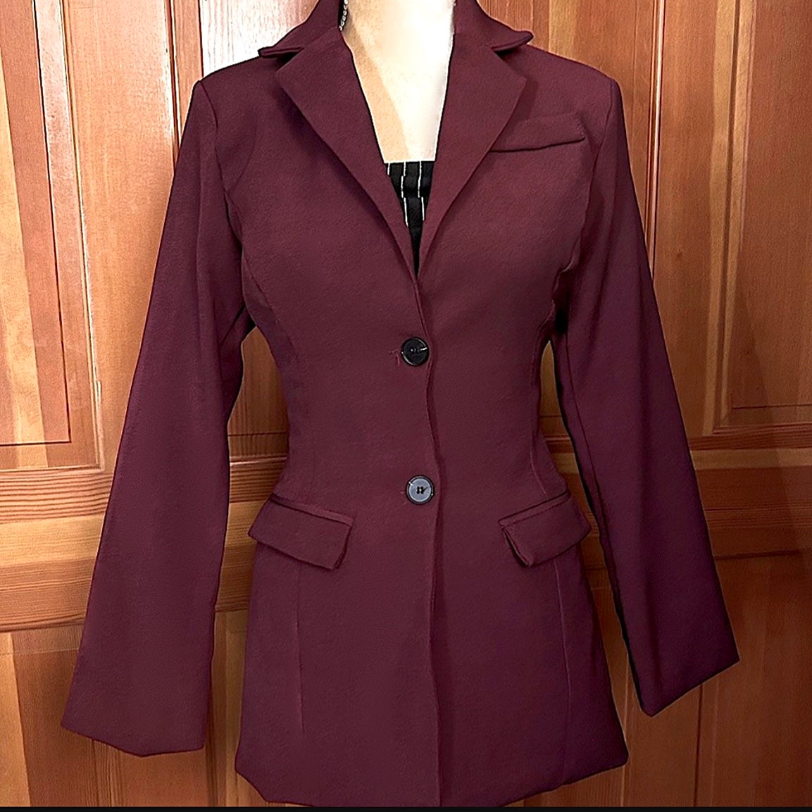 Red Wine Single Breasted Blazer