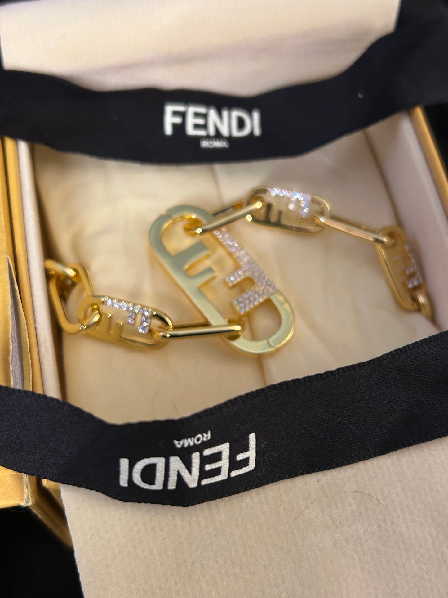 O'lock FF Logo
Gold-tone Chain Necklace