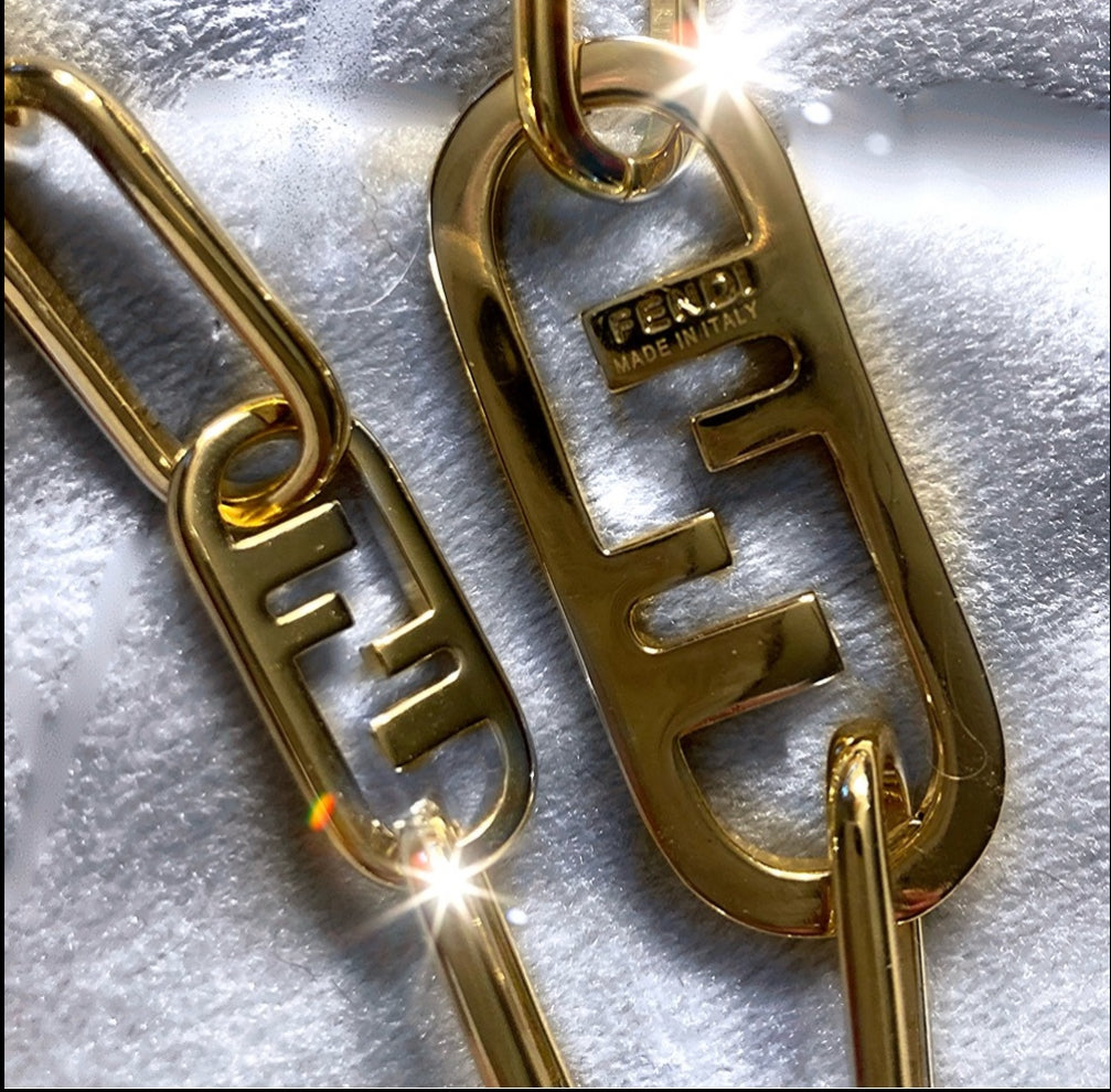 O'lock FF Logo
Gold-tone Chain Necklace