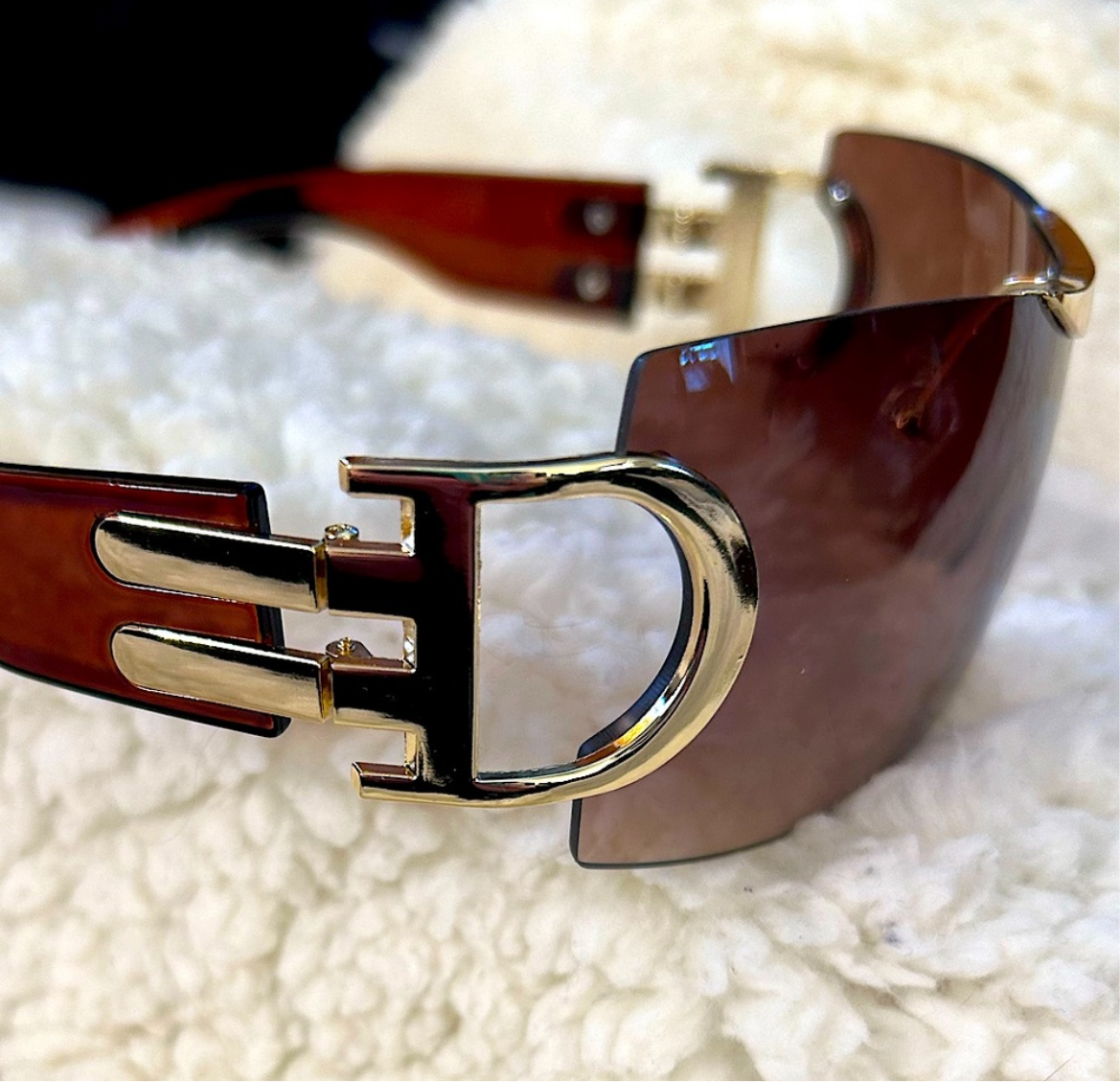 Gold Tea Shield Style Glamour Sunglasses