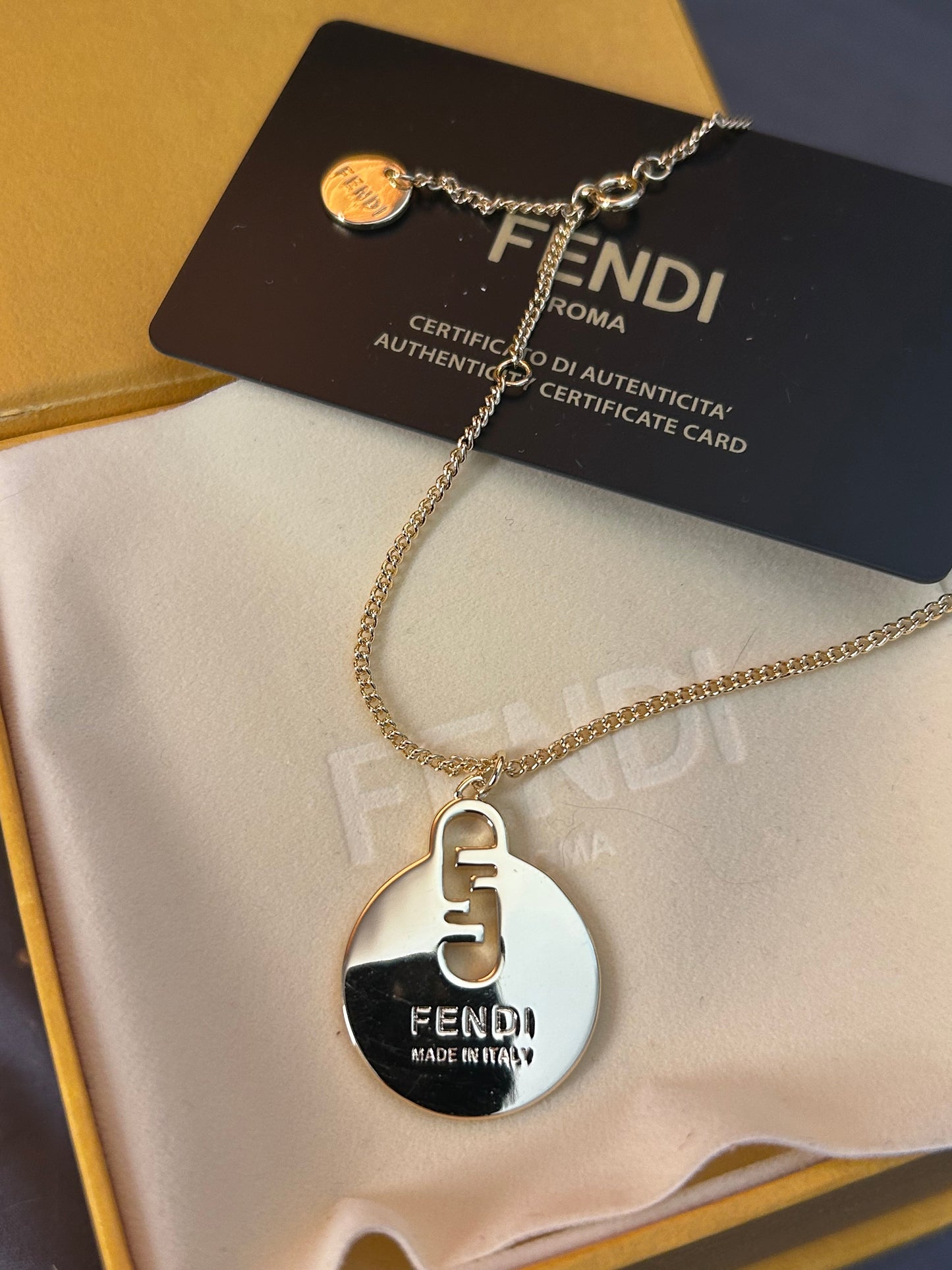 Gold Pendant Necklace