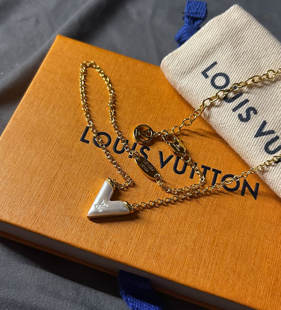 Resin Essential V Pendant Necklace