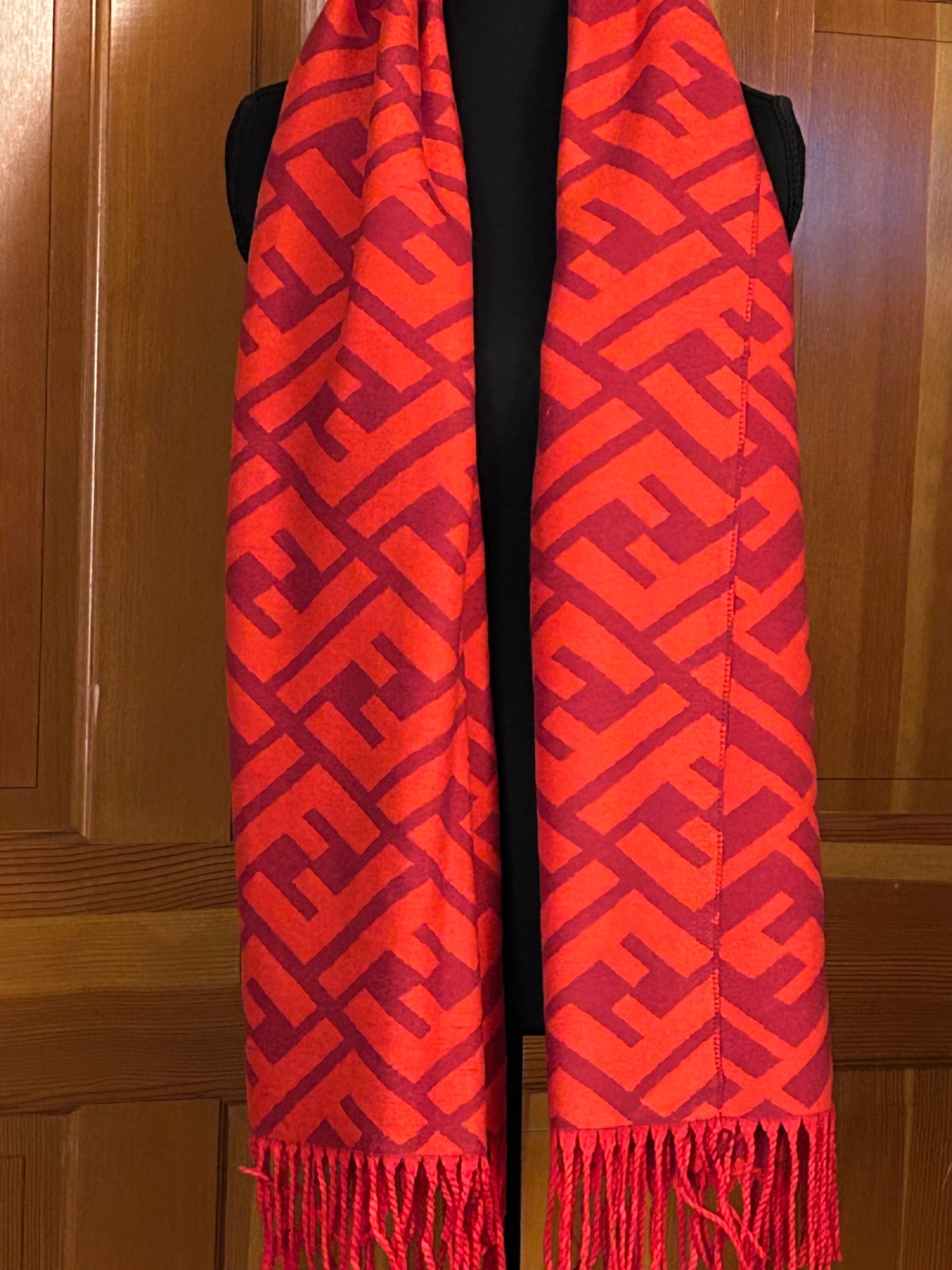 Jacquard Red Tasseled Scarf