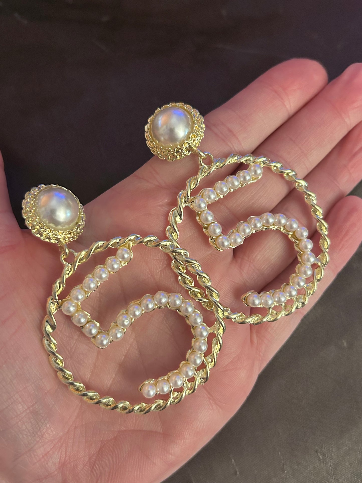 Elegant “Number 5”Decor Drop Earrings