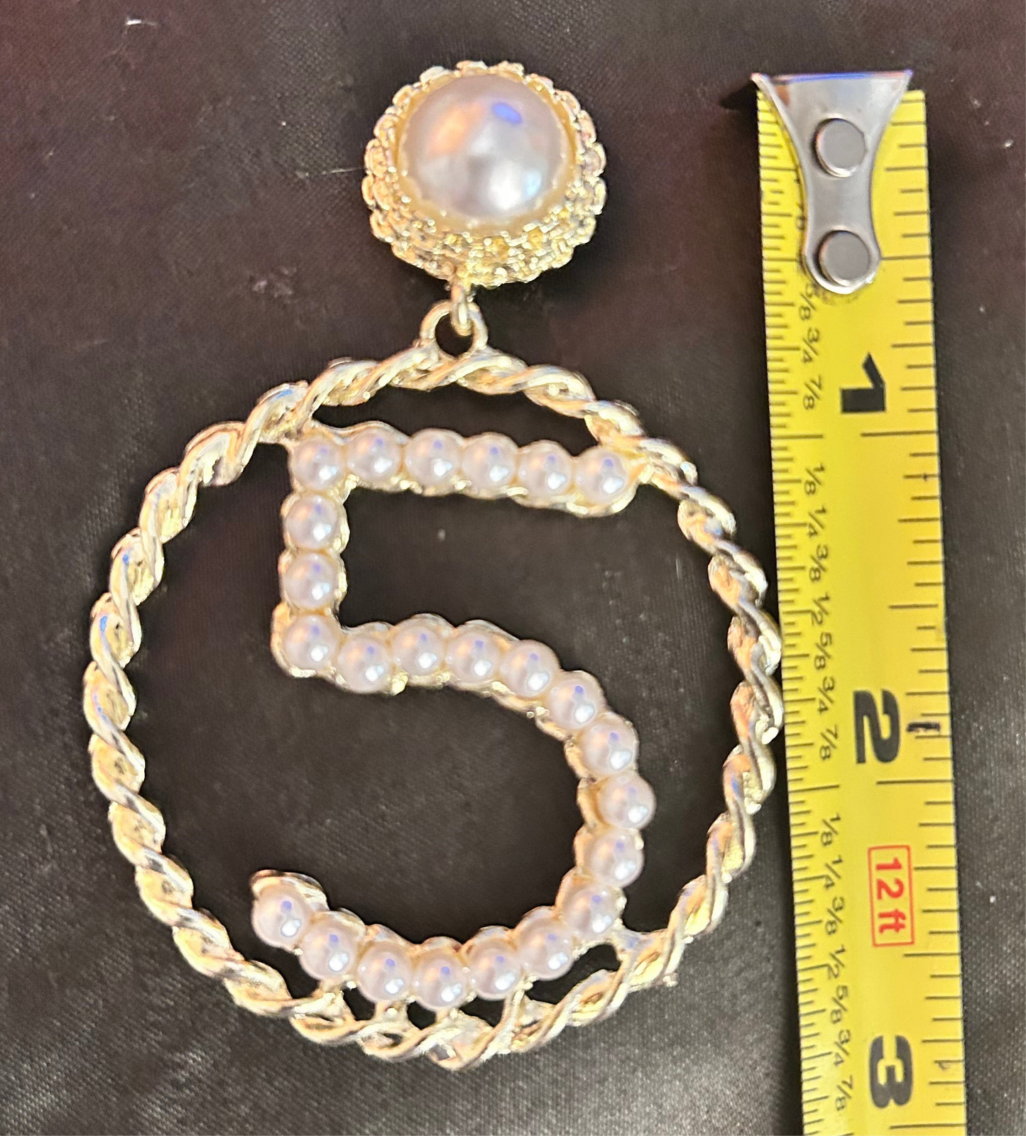 Elegant “Number 5”Decor Drop Earrings
