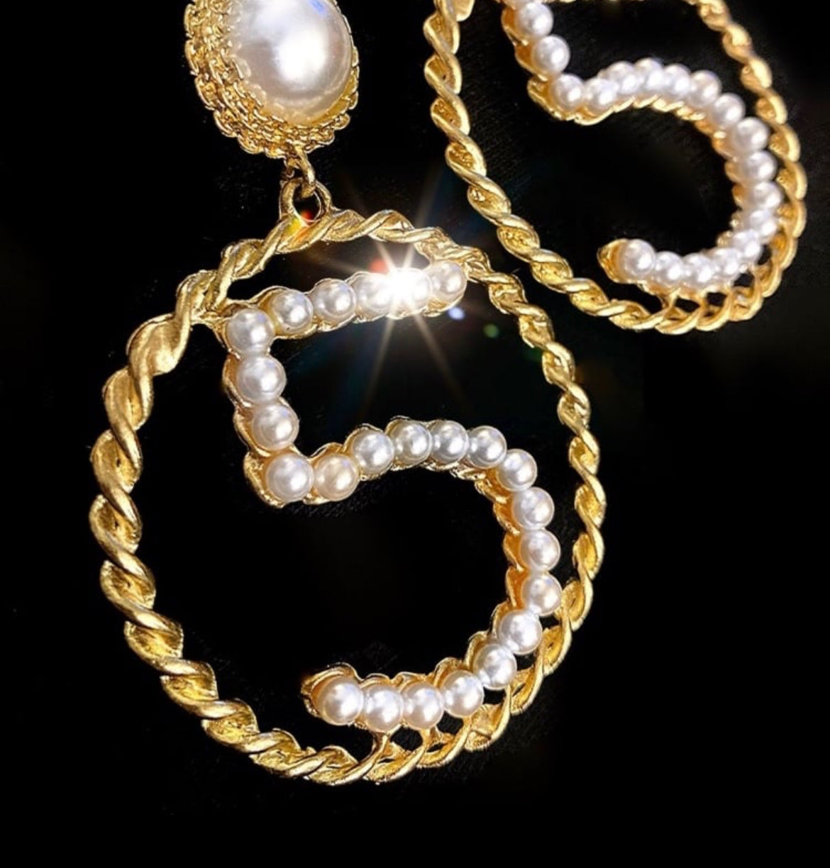 Elegant “Number 5”Decor Drop Earrings