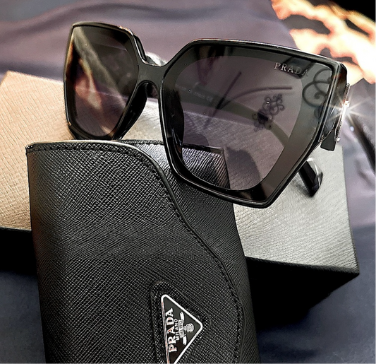 Black Tortoise Pattern Women's Sunglasses