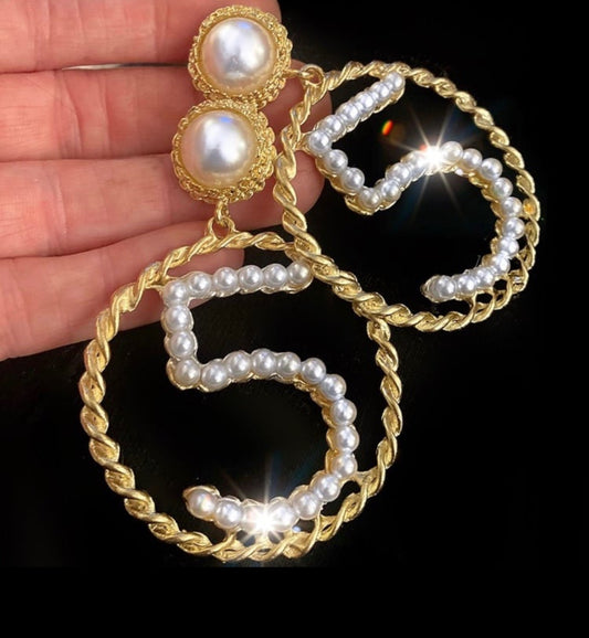 Elegant “Number 5”Decor Drop Earrings
