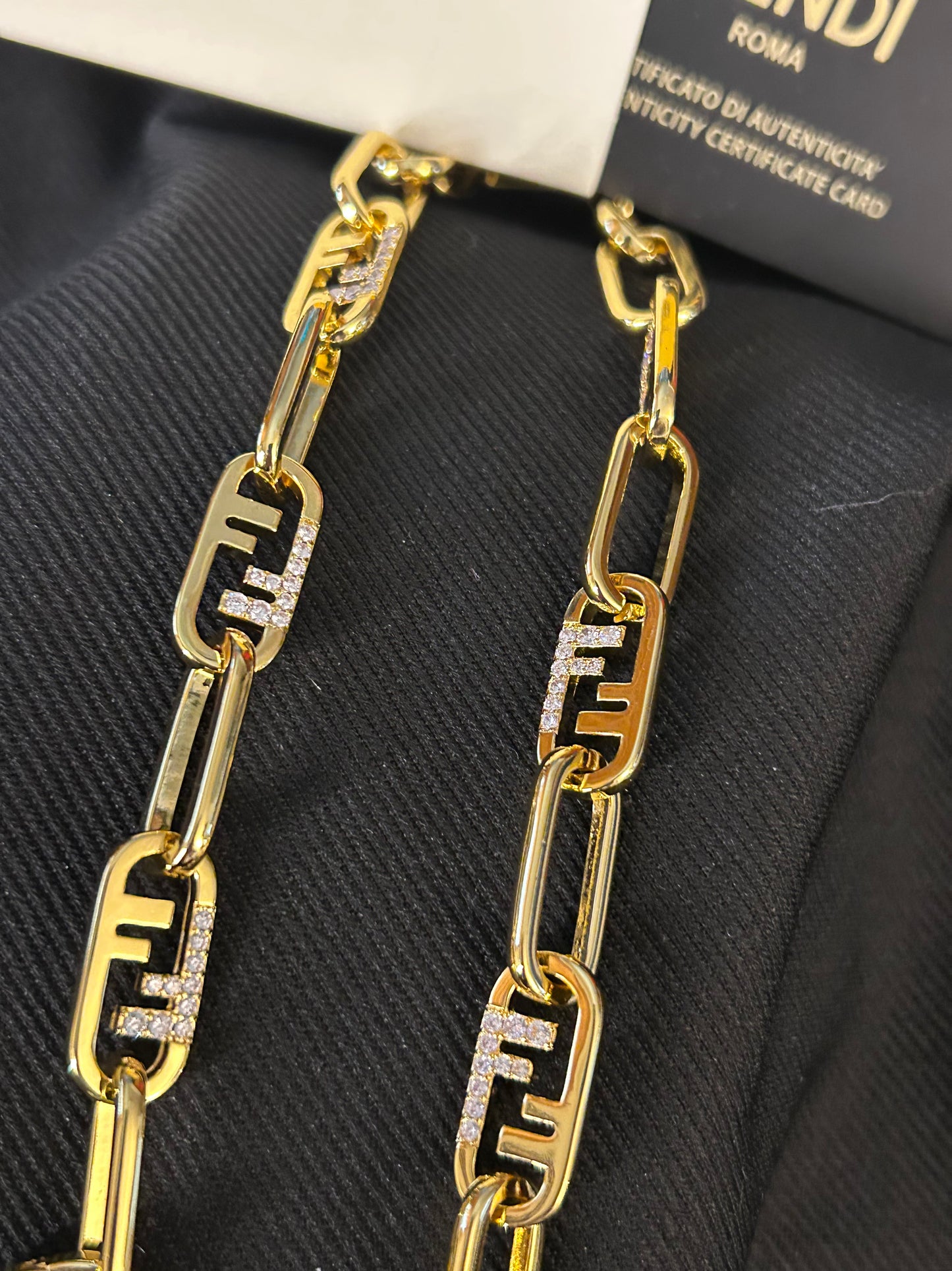 O'lock FF Logo
Gold-tone Chain Necklace