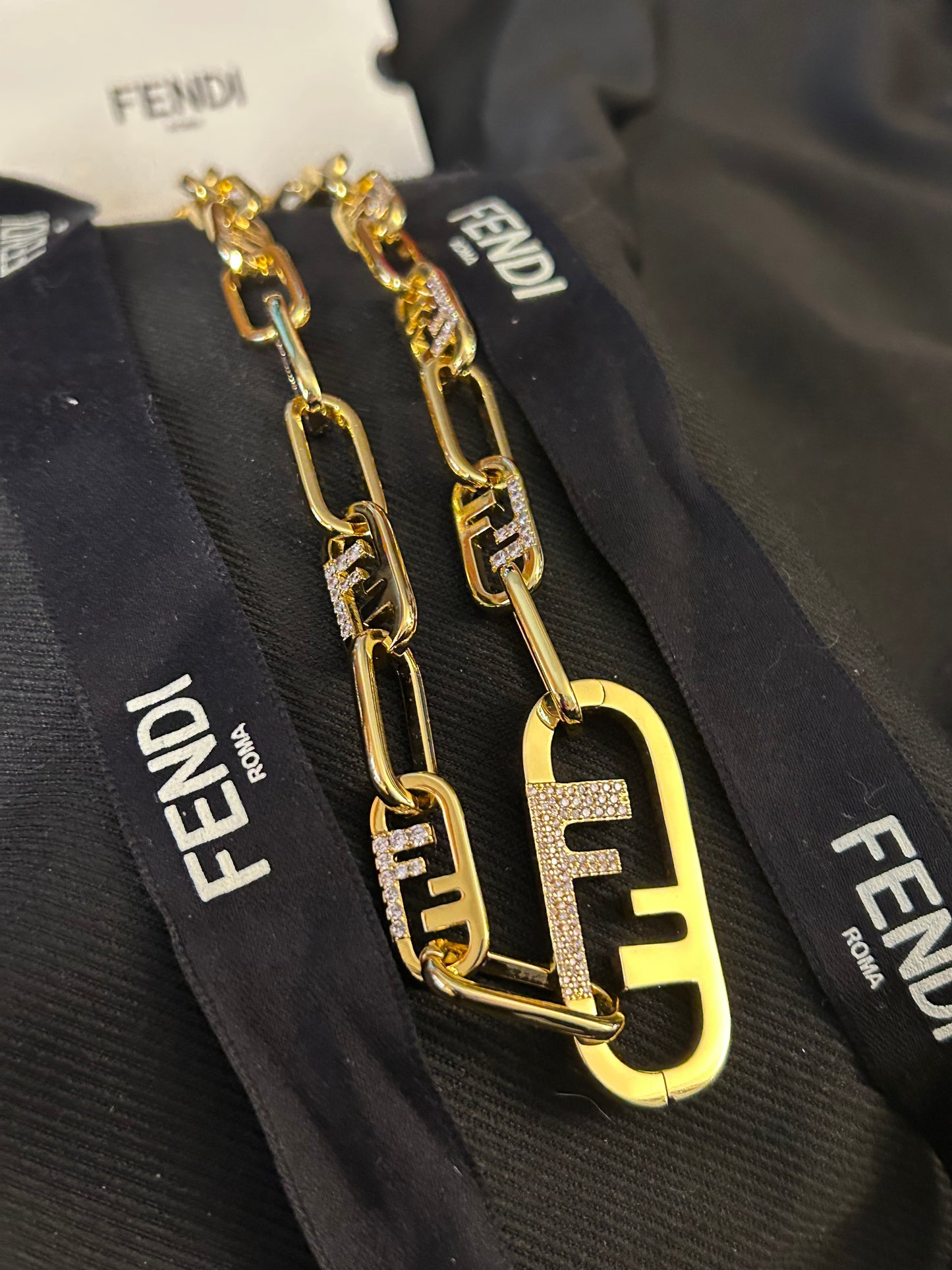 O'lock FF Logo
Gold-tone Chain Necklace